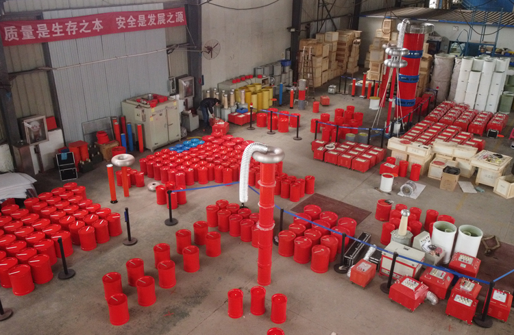 UHV-75kVA/75kV 串聯(lián)諧振方案(圖10) UHV-75kVA/75kV 串聯(lián)諧振方案(圖10)